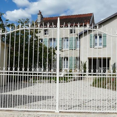 La Promenade En Champagne Bed & Breakfast Mussy-sur-Seine ภายนอก รูปภาพ