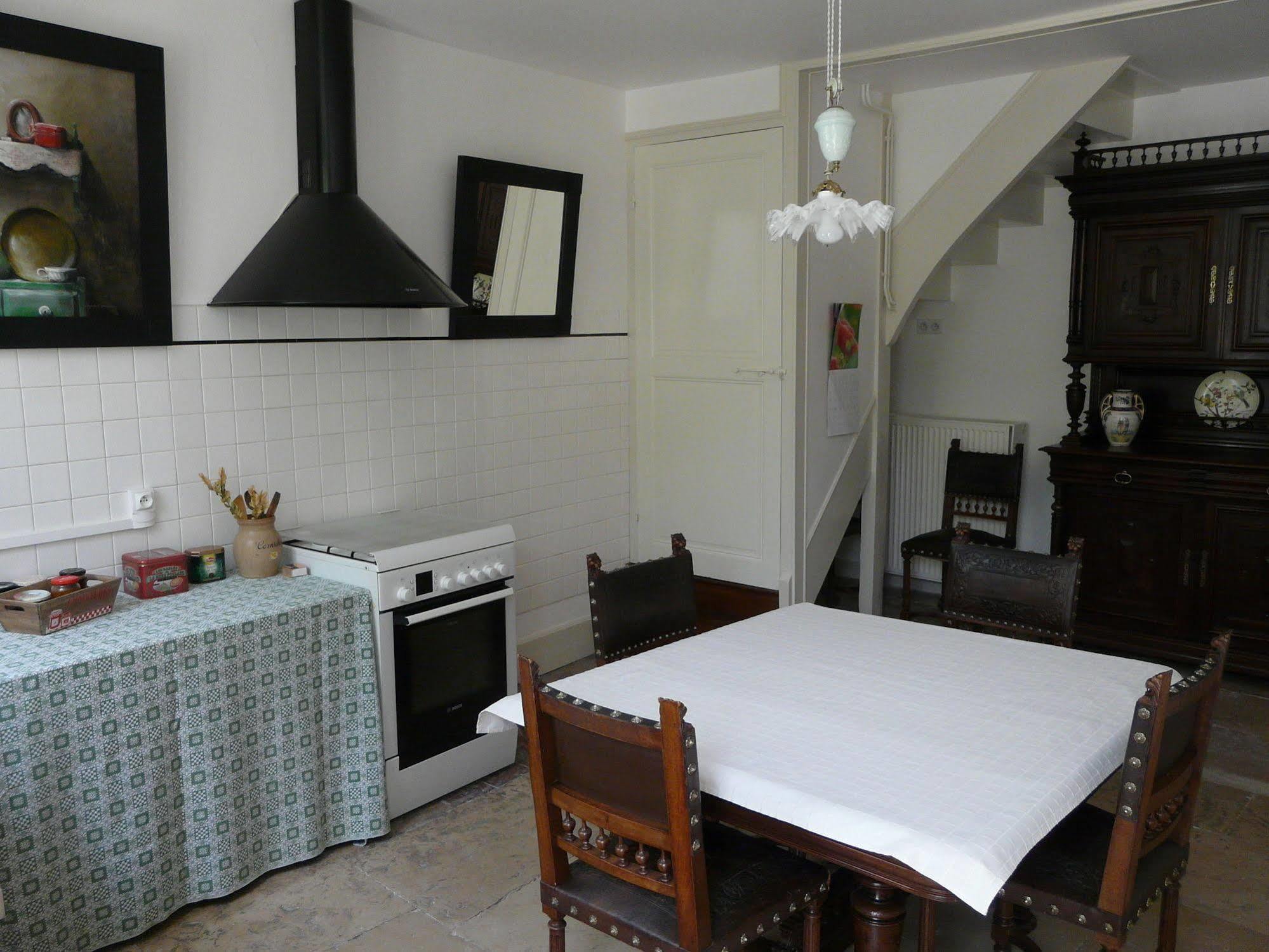 La Promenade En Champagne Bed & Breakfast Mussy-sur-Seine ภายนอก รูปภาพ
